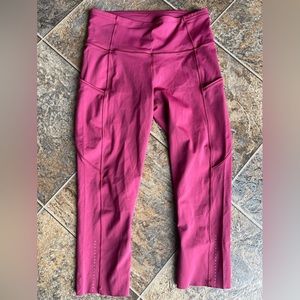 Lululemon Fast Free Crop II- Maroon, Women’s size 6